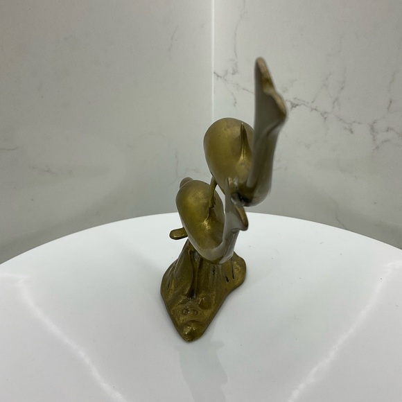 Vintage brass sculpture dolphins swimming - Picture 4 of 7
